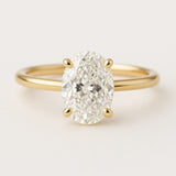 La DiaMantés | Luxe Horizon Oval Diamond Ring