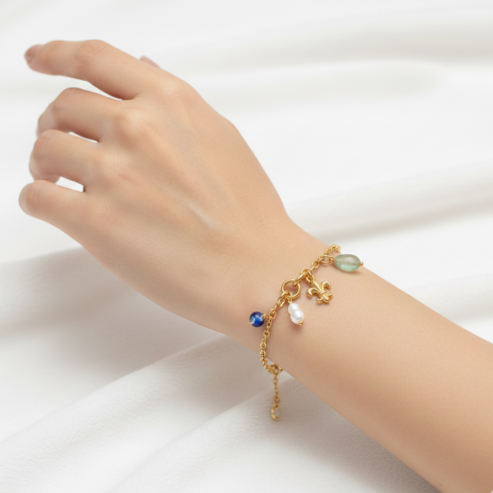 La Diamantes | Charm Droplet Green Quartz Silver Bracelet