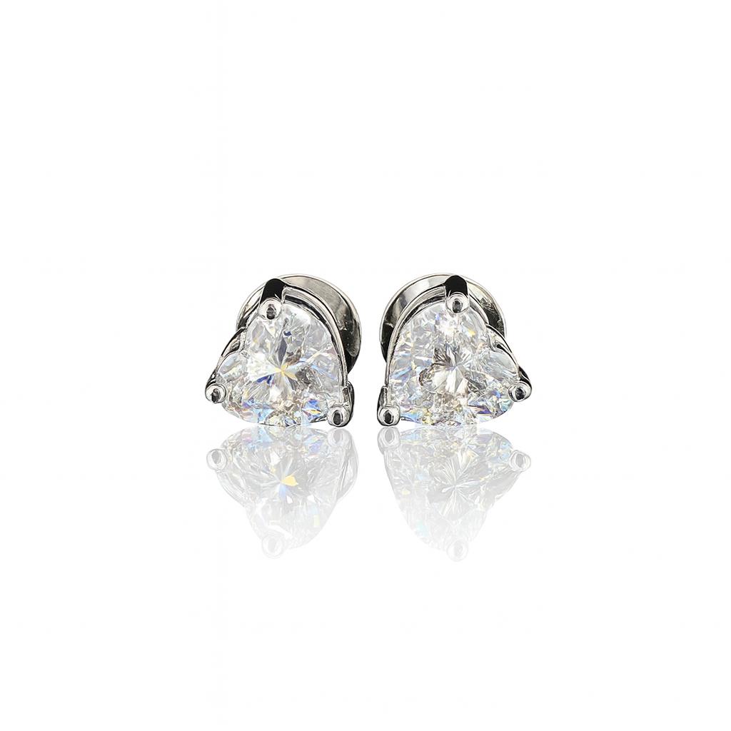 La DiaMantés | Celeste Heart Shape Diamond Studs