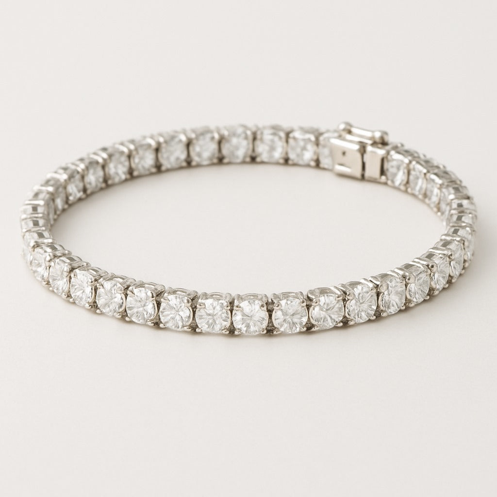 La DiaMantés  | Classic Radiance Diamond Bracelet