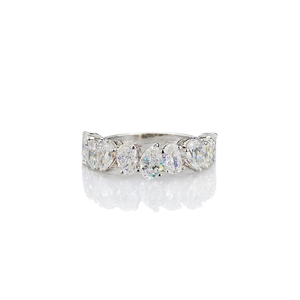 La DiaMantés | Multi-Stone Pear Cluster Ring