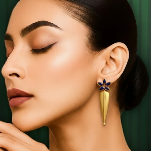 La Diamantes | Lapis Petal Elegance Earrings