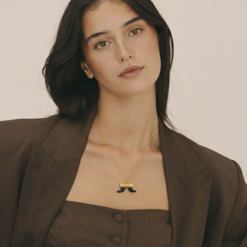 La Diamantes | Black Onyx Twin Horn Silver Pendant Necklace