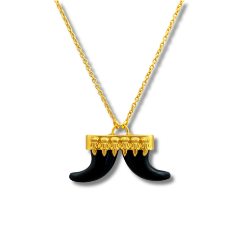 La Diamantes | Black Onyx Twin Horn Silver Pendant Necklace